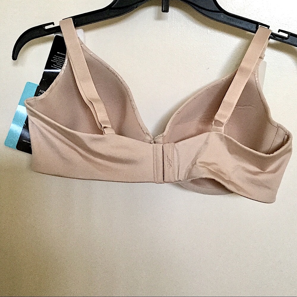 Vanity Fair Contour Bra - Picture 2 of 8